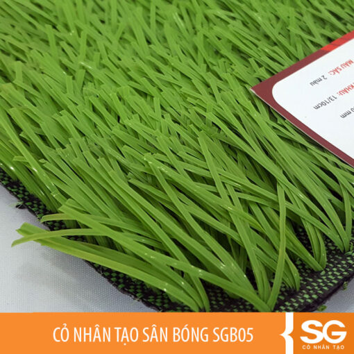 Cỏ nhân tạo làm sân bóng đá mini 5, 7 người giá rẻ, cỏ cao 5cm