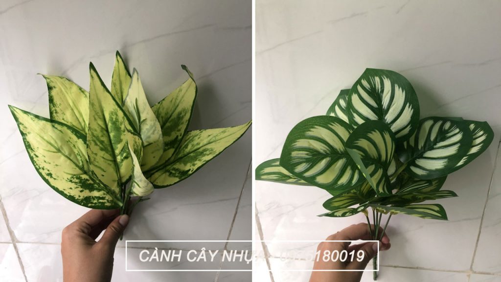 Cành cây nhựa trang trí