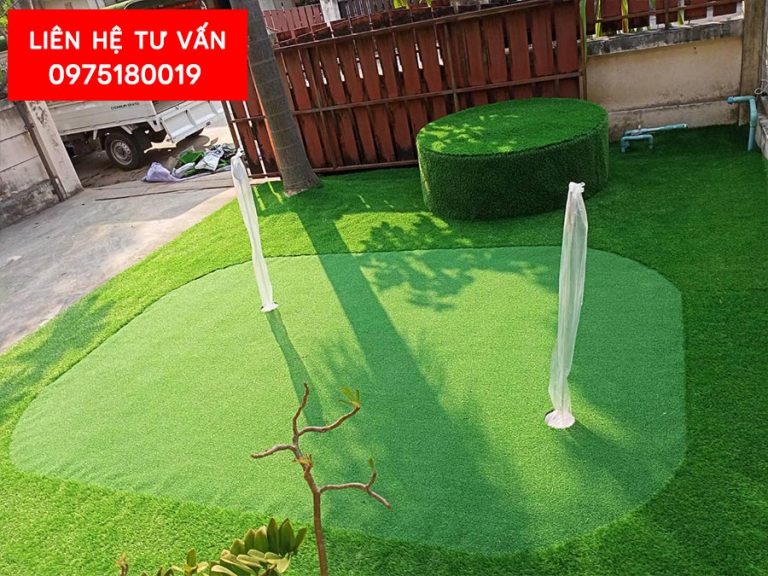 Thiết kế và thi công sân tập golf mini trong sân vườn