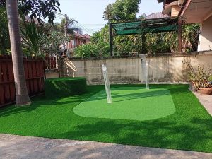 Thiết kế và thi công sân tập golf mini trong sân vườn