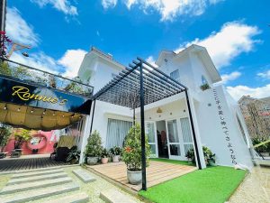 Cỏ nhân tạo trang trí Homestay