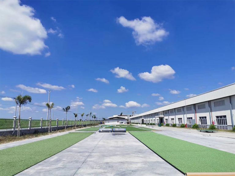 Nhà máy cỏ nhân tạo CGrass ở Việt Nam