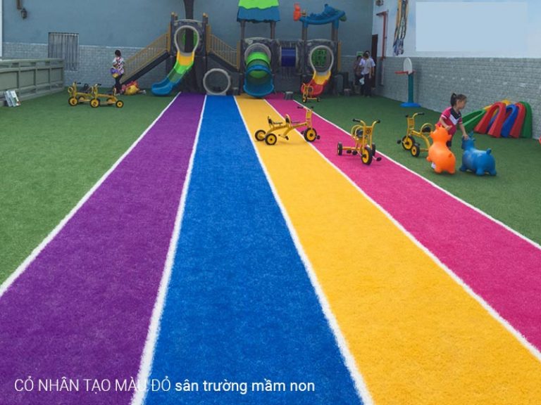 Cỏ nhân tạo màu xanh đỏ tím vàng trắng