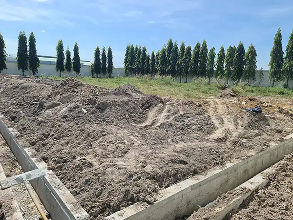 Công đoạn nền hạ cho sân cỏ nhân tạo