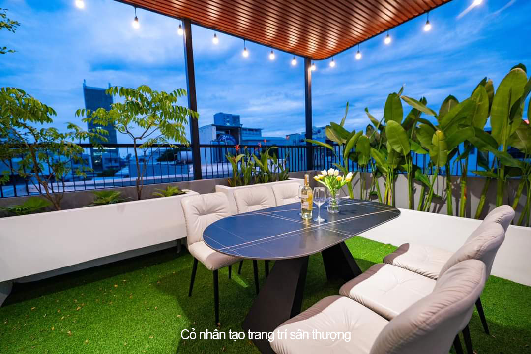 Thi công cỏ nhân tạo trải sân thượng ở Gò Vấp, Hồ Chí Minh